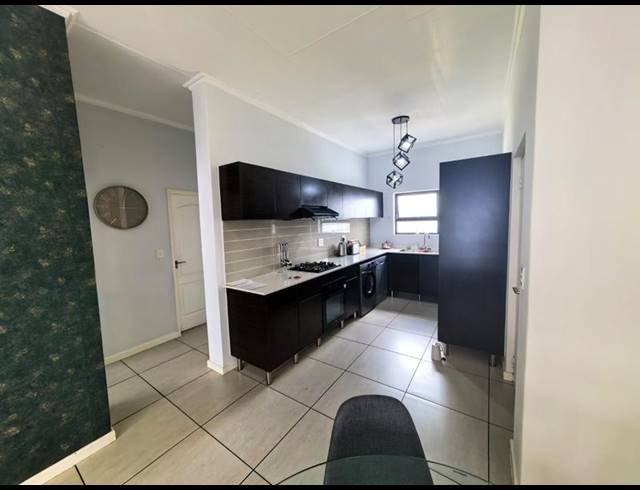 2 BEDROOM PROPERTY TO RENT IN GREENSTONE HILL